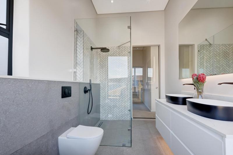 6 Bedroom Property for Sale in Clara Anna Fontein Western Cape